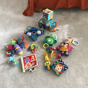 bright starts grab and stack blocks